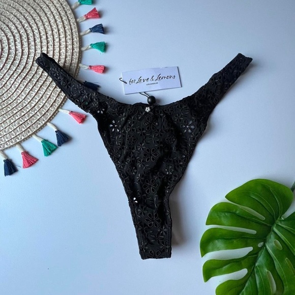 For Love And Lemons Sophie Eyelet Thong Panty Black XL NEW - Picture 13 of 13